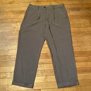 LOFT Outlet Women’s Size 12 Pants Tapered Leg NWT Cropped Pleated Green/Gray